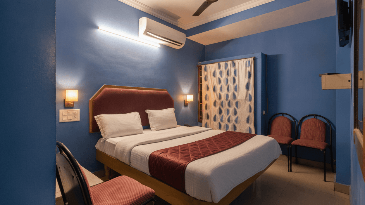 Hotel Swarna Mayuri