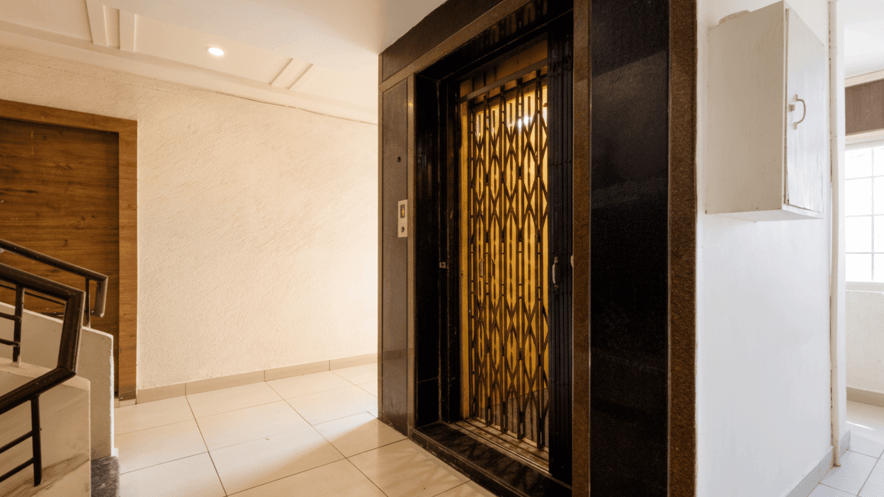 Hotel Aditya Grand Inn